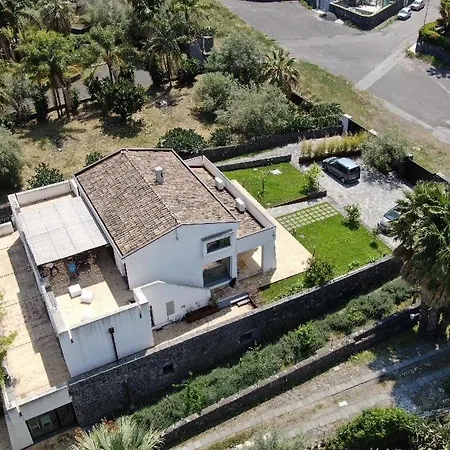 Petrasicula Aci Trezza